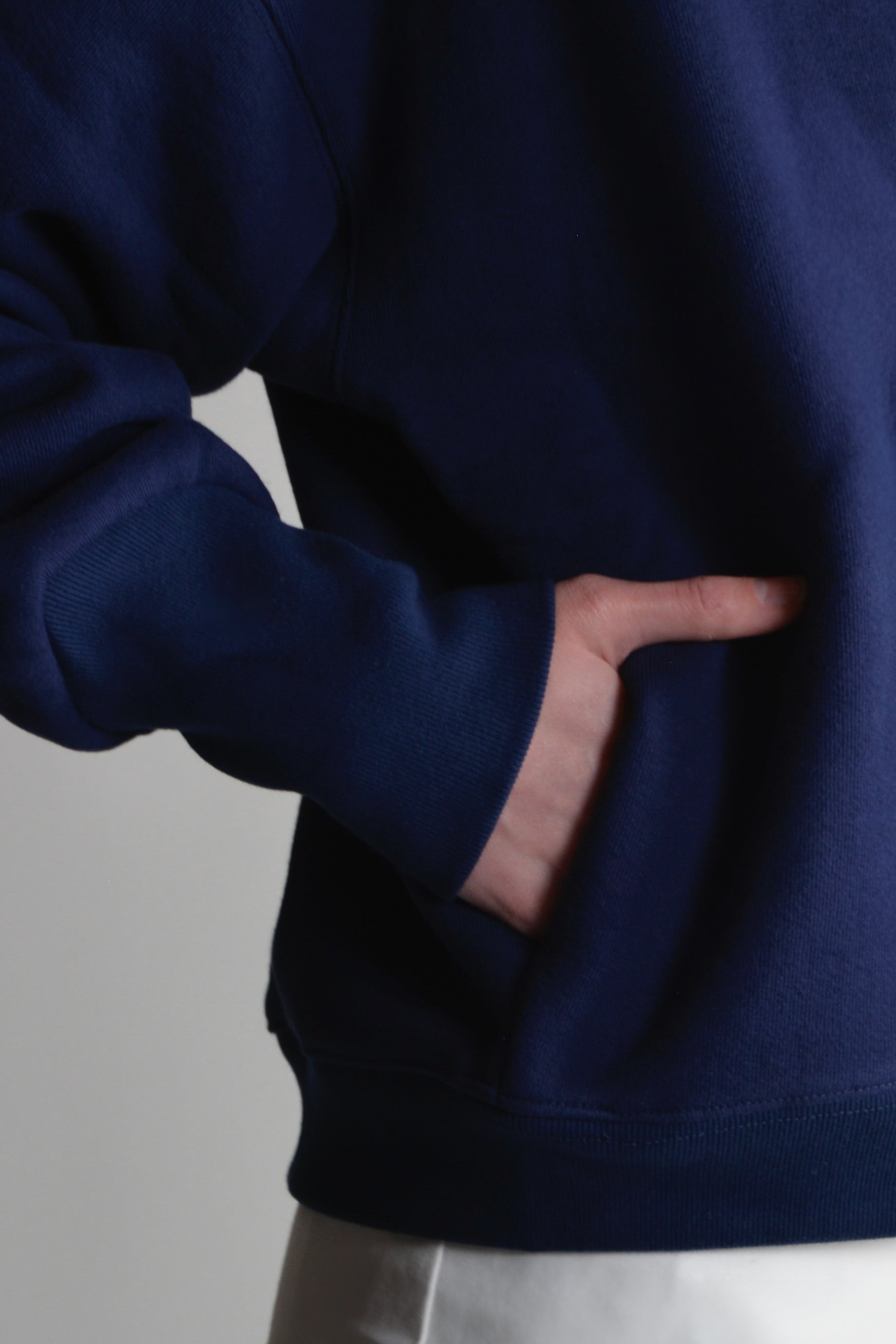 THE CHELSEA SWEATSHIRT NAVY