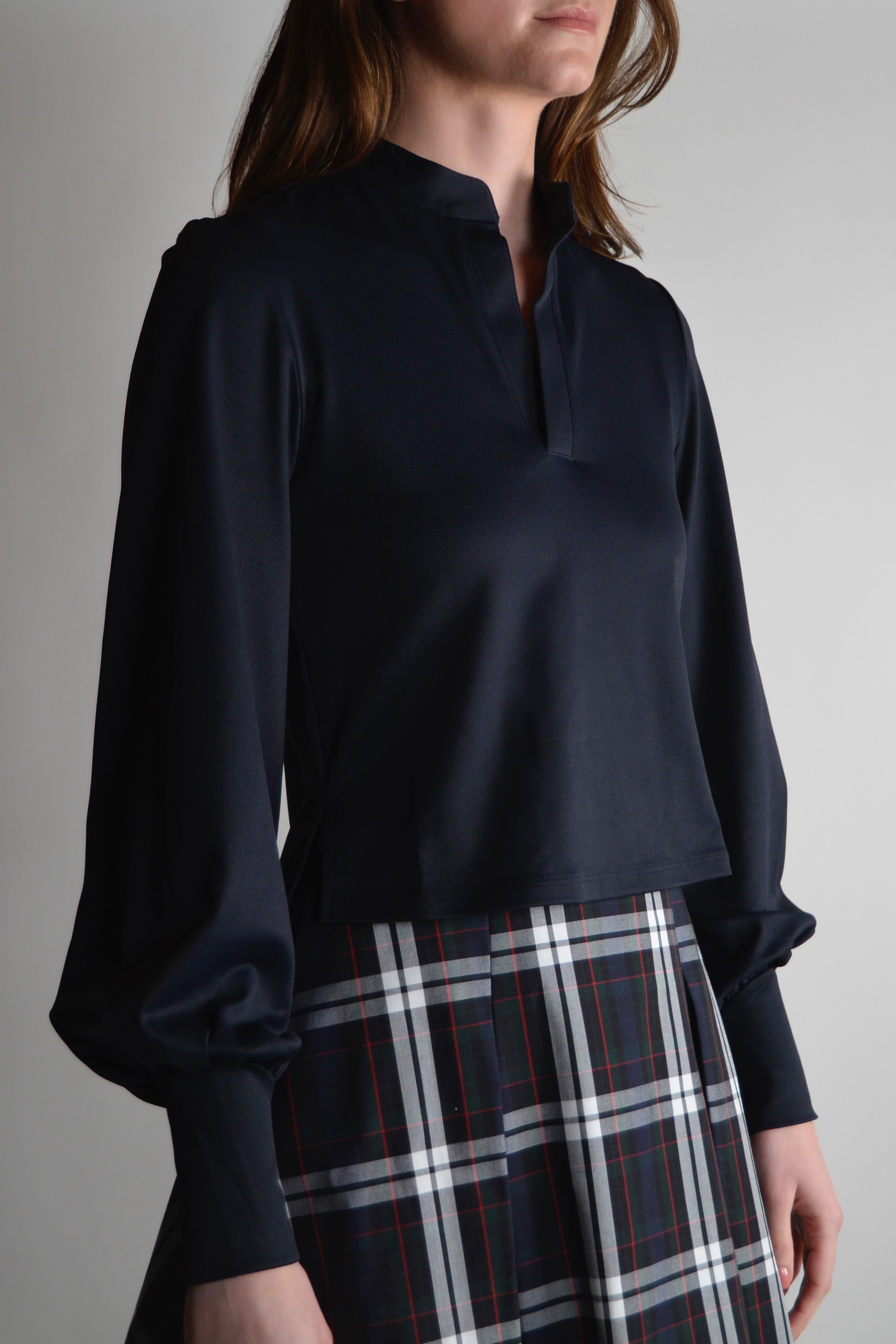 the garde women's long sleeve golf polo with v neck and puff sleeve