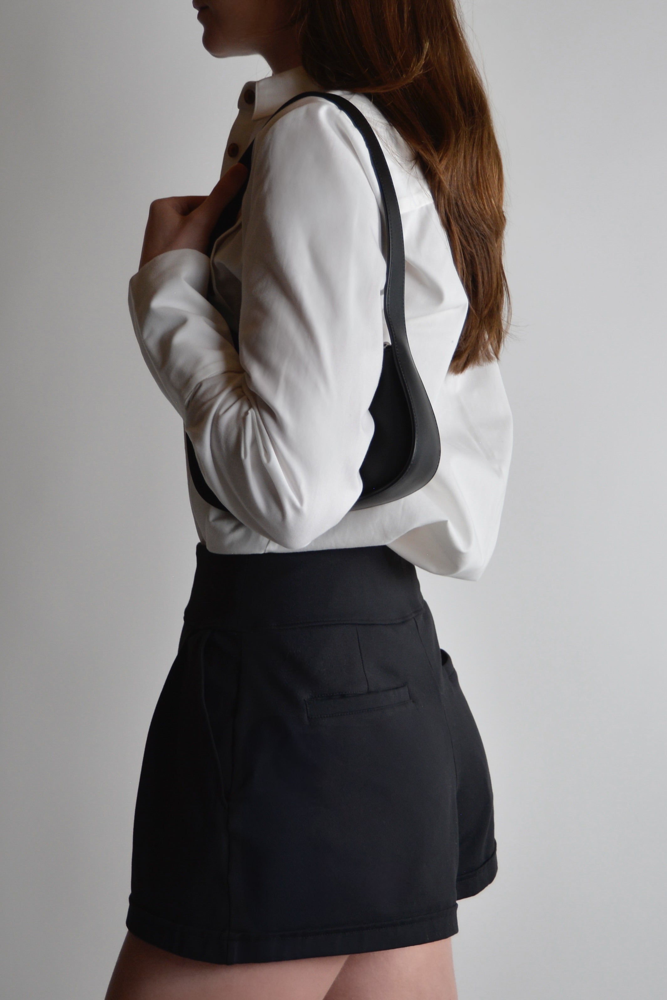 the garde women's golf and tennis shorts with tortoise buttons