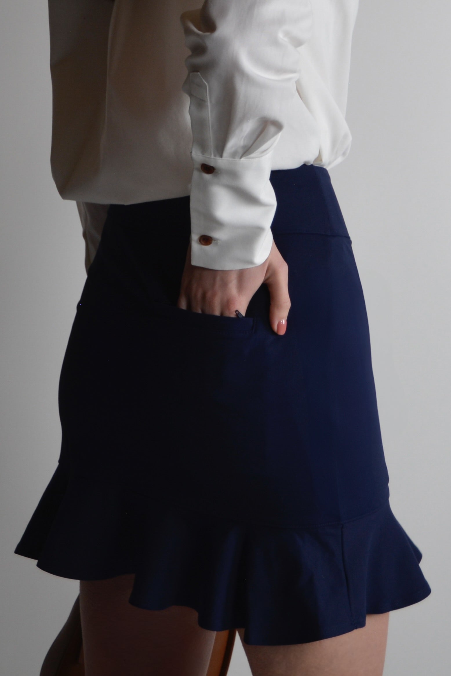 the garde women's navy ruffle skort with pockets for tennis and golf