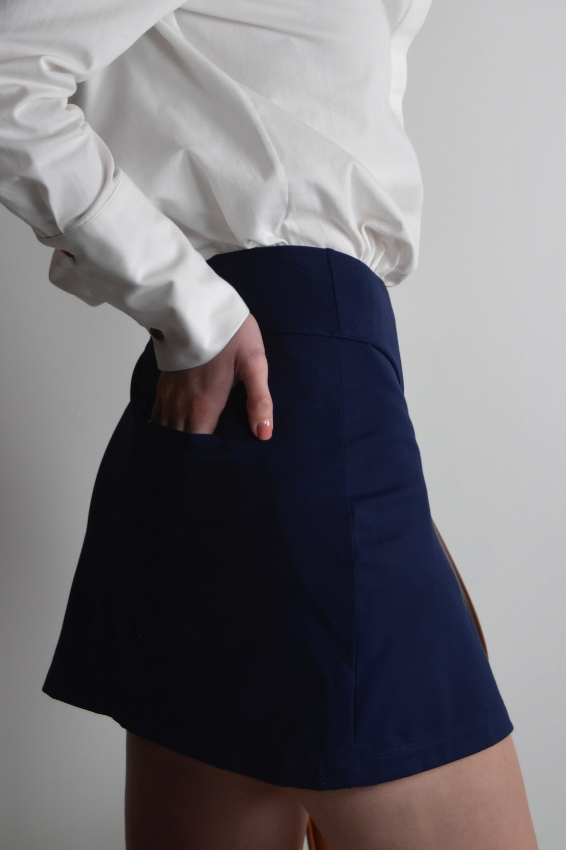 the garde women's 16 inch navy golf skirt with pockets