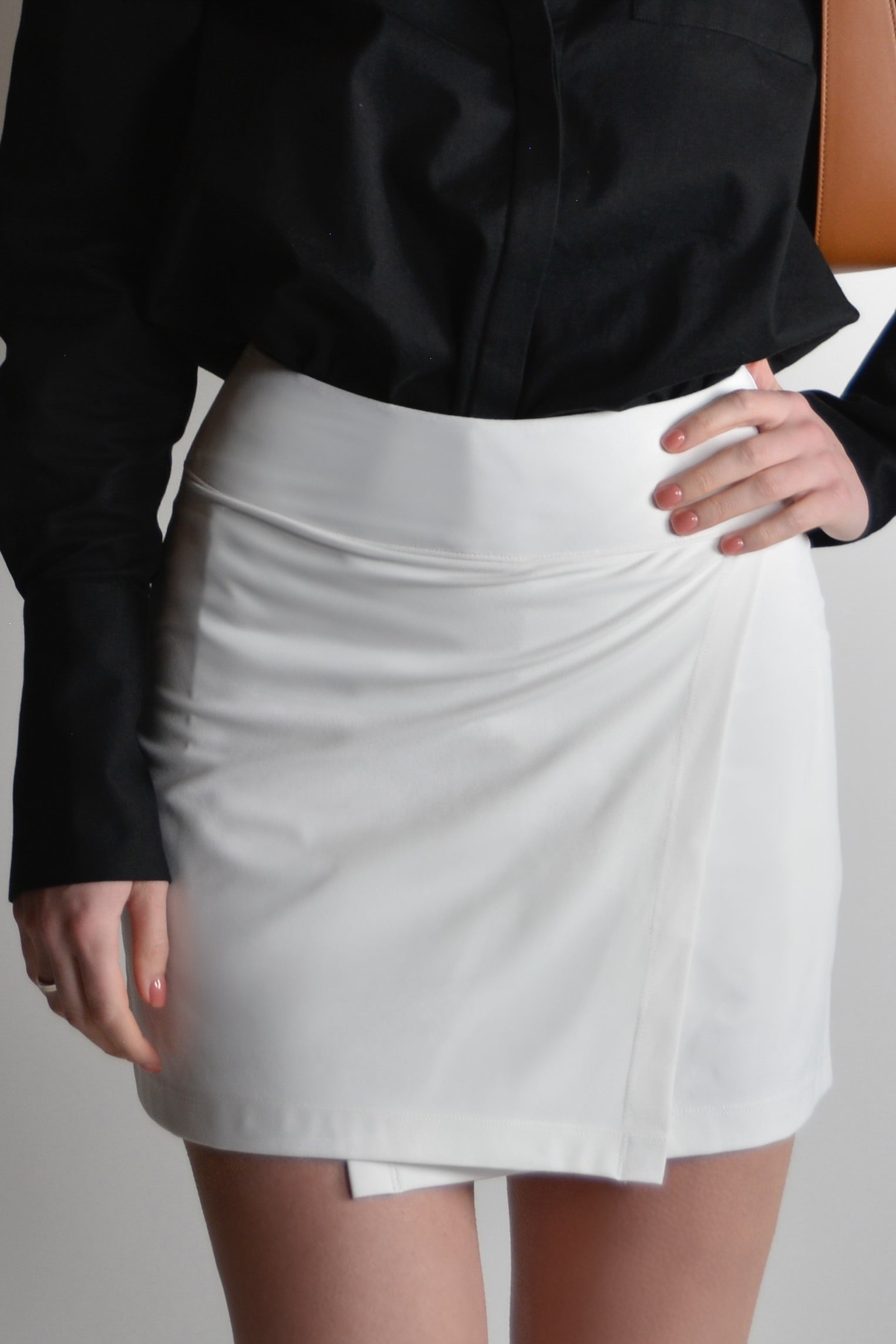 the garde women's 16 inch white golf skirt with pockets