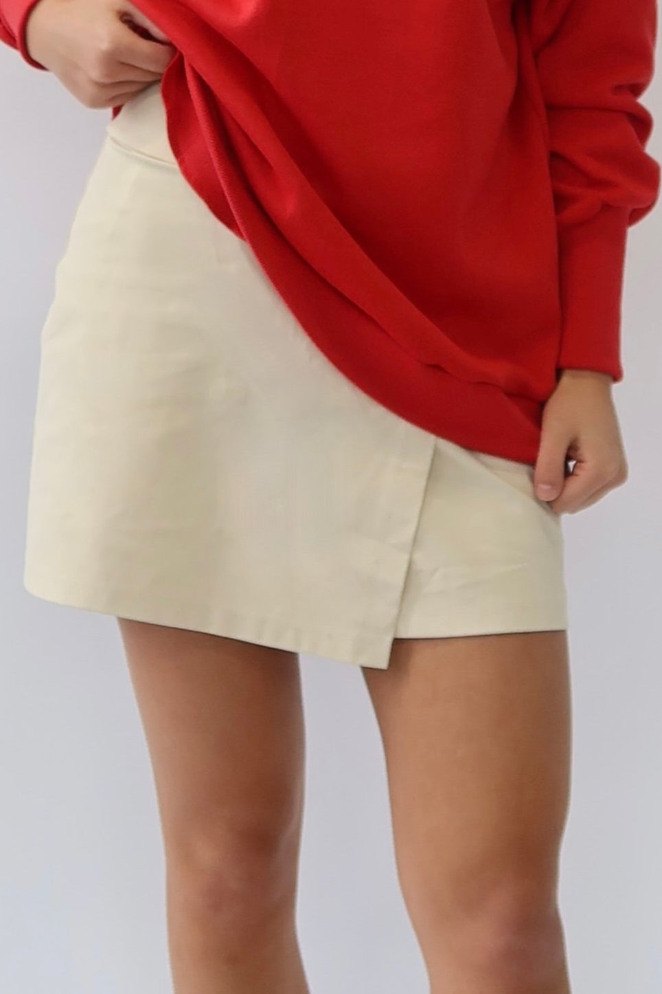 the garde women's tennis and golf wrap skort in cream with pockets