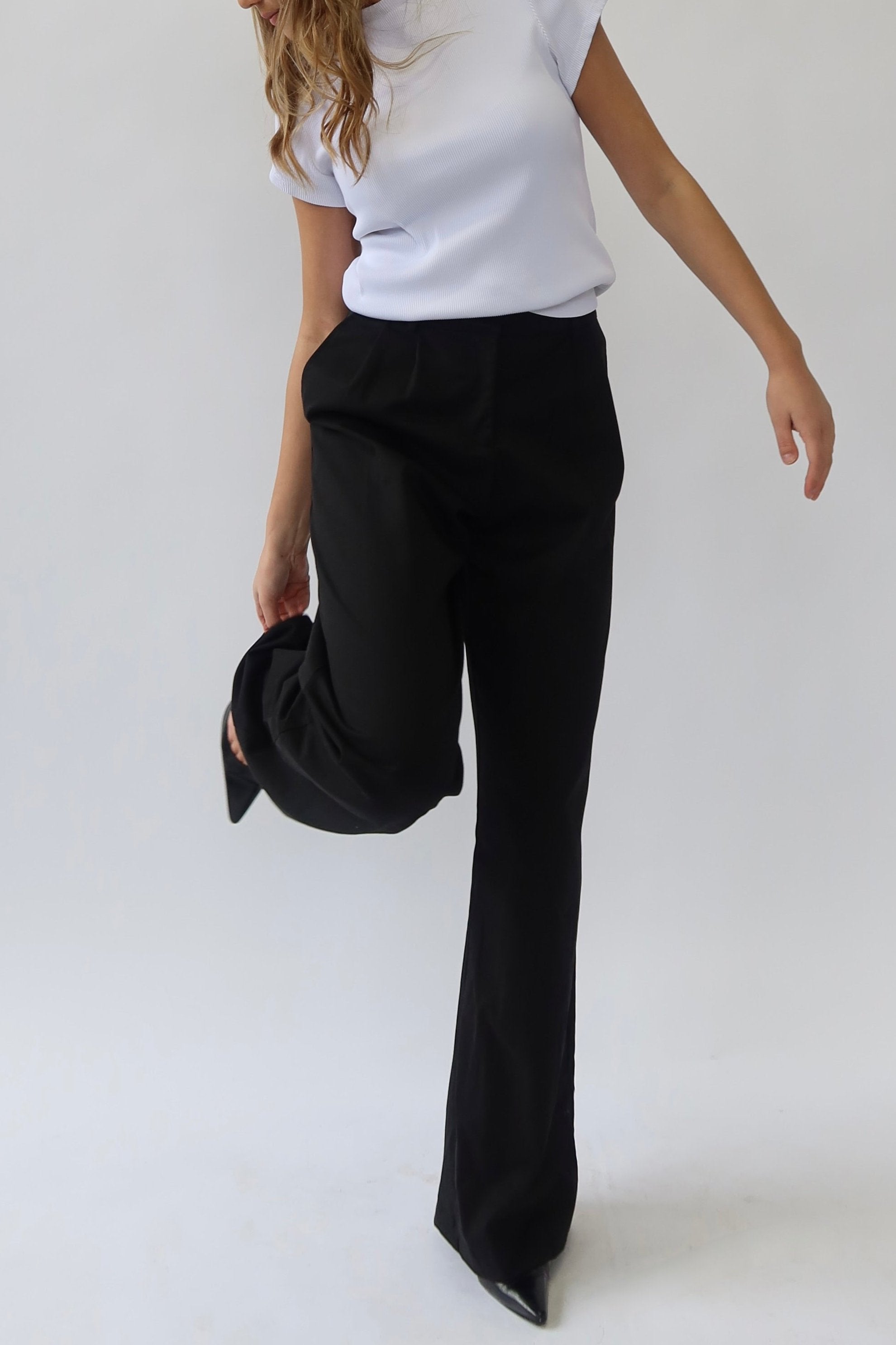 the garde women's black wide leg trouser